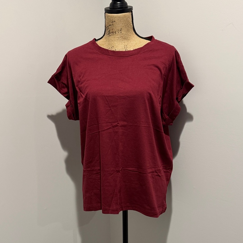 Zenana Outfitters Burgundy Short Sleeve Tee